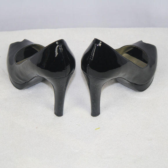 Nine West Patent Leather Peep Toe - Picture 4 of 6